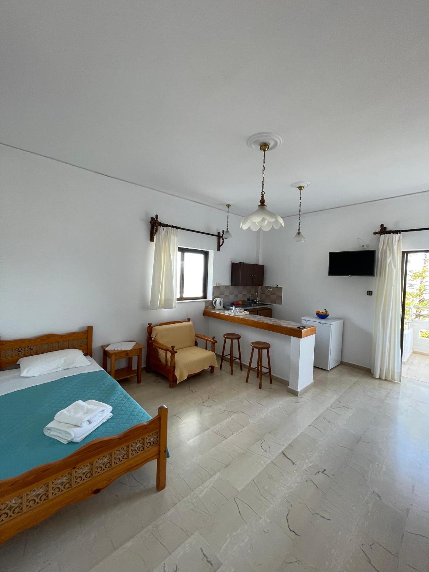 Aeolos Apartments Kolymvári Eksteriør bilde